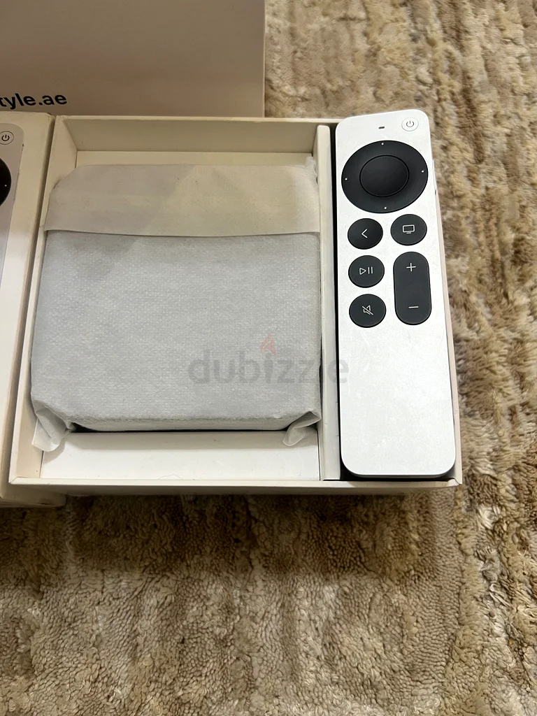 تلفزيون Apple TV 4K جديد بالكامل ولم يُستخدم قط، مع جهاز تحكم عن بعد جديد بالكامل63261826184321112