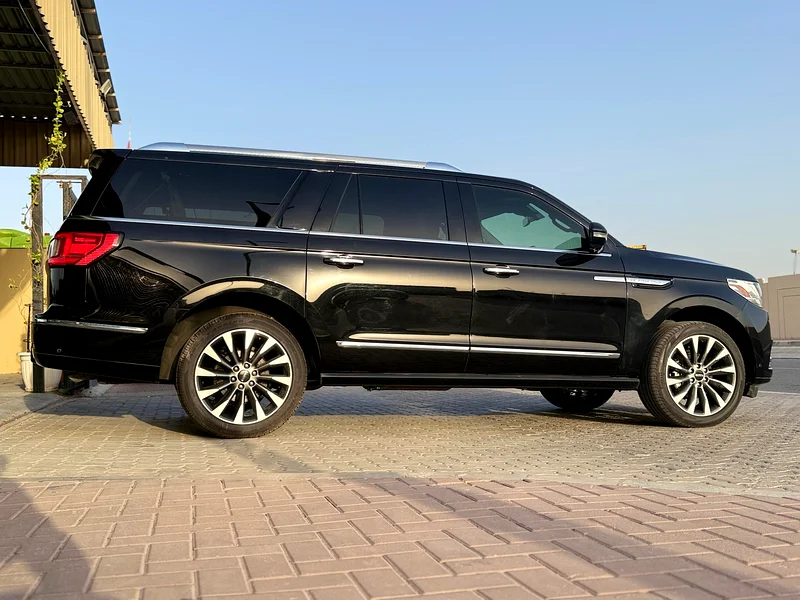 LINCOLN NAVIGATOR 2019 (CLEAN TITLE)63139712484481112