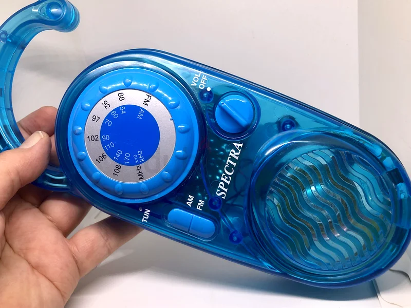 Vintage Spectra FM Radio - Portable and Stylish!63262939582849113