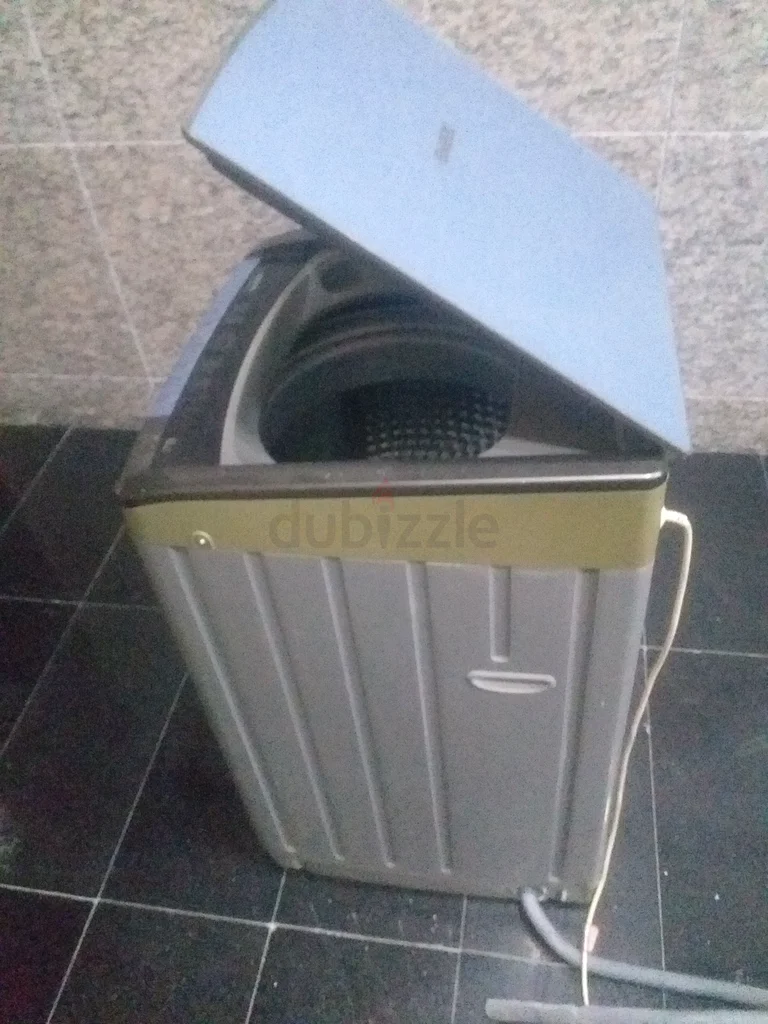 Geepas 8 kg fully automatic washing machine, very lightly used, for sale63245216939394113