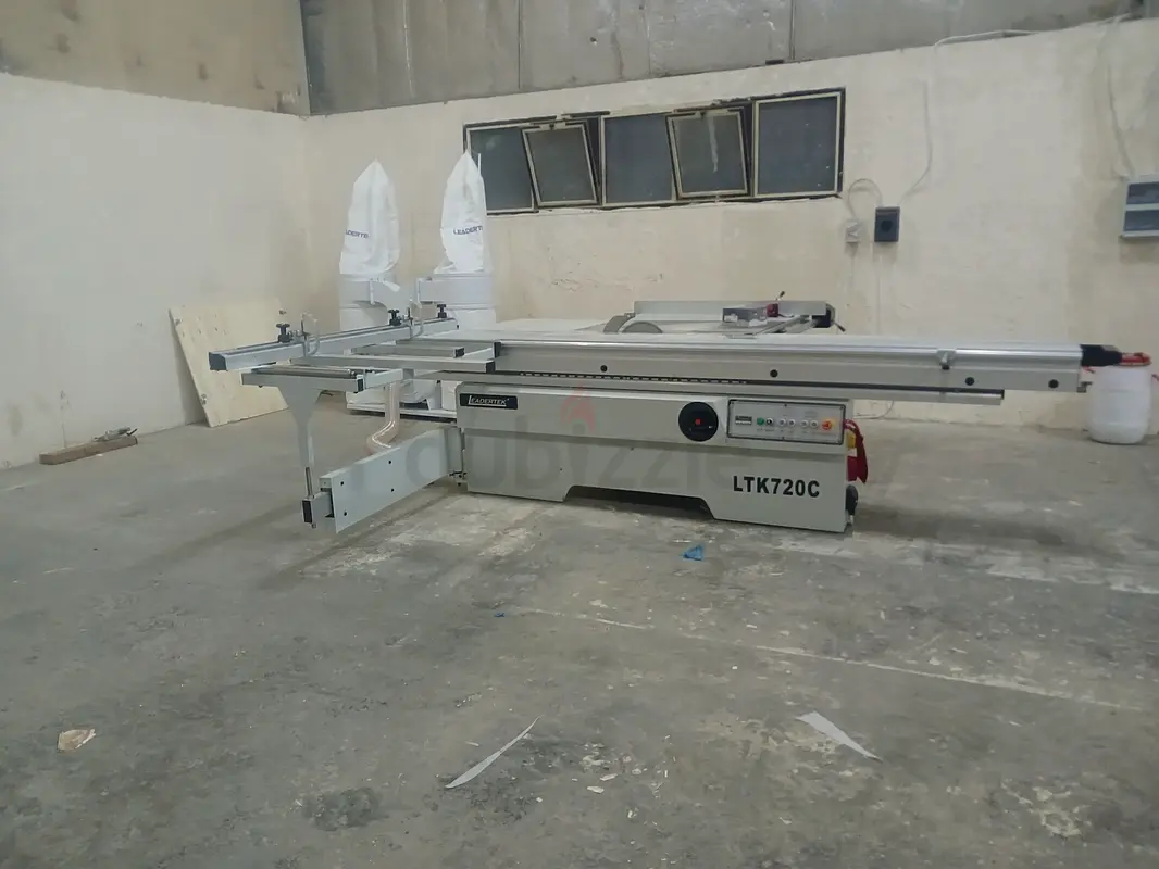 منشار طاولة انزلاقية آلة LTK720C