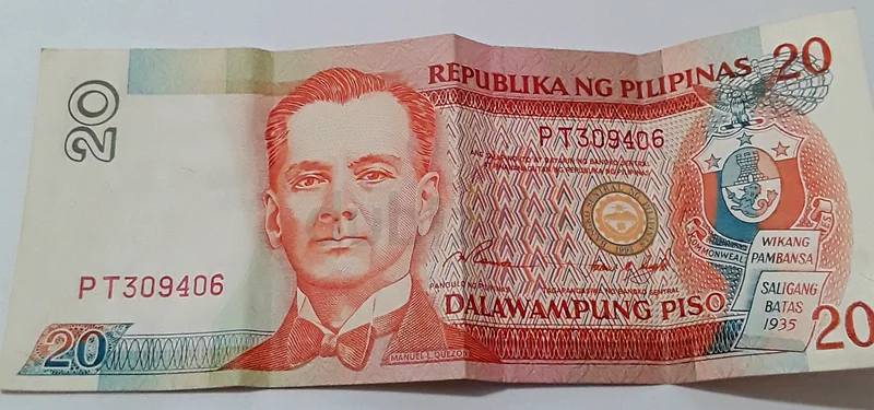 Rare Vintage 5 Peso Note from the Philippines63223356641667111