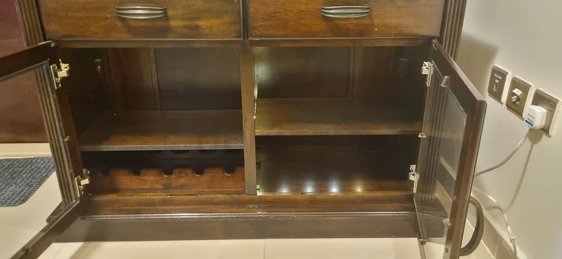 Bar counter63219817106946113