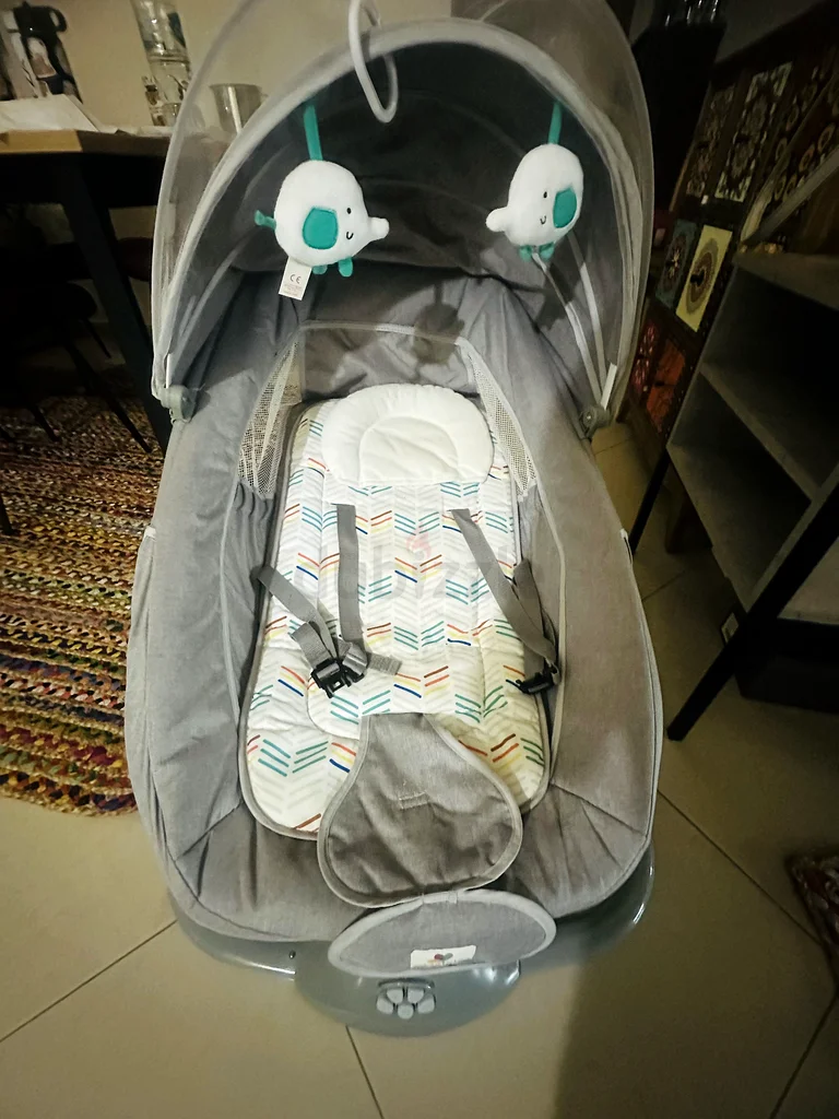 Baby swing63206389985667112