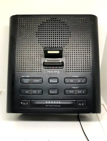 Vintage iPod Docking Station with Radio