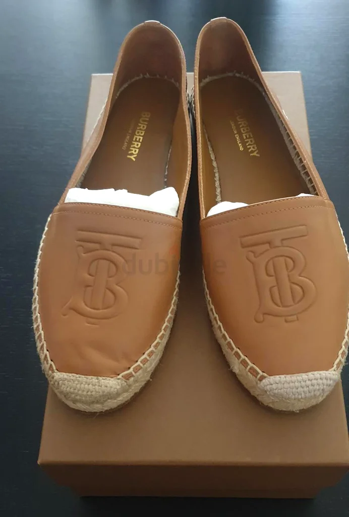 Burberry Espadrilles - Elevate Your Summer Look!632645831607061129