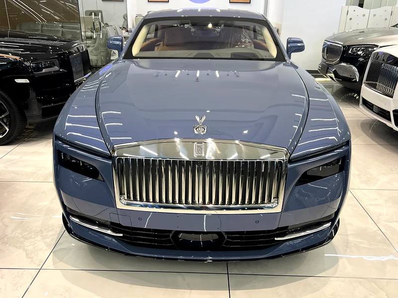 2024 رولز رويس سبكترا القياسي63175263378435114