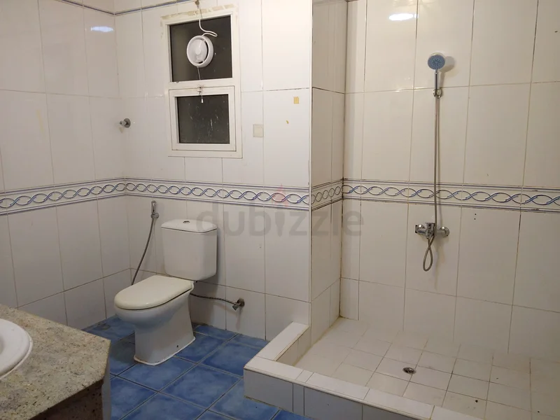 مسافة مشي دقيقتين من مترو برجمان - مكان نوم جديد بالكامل63218792955139112