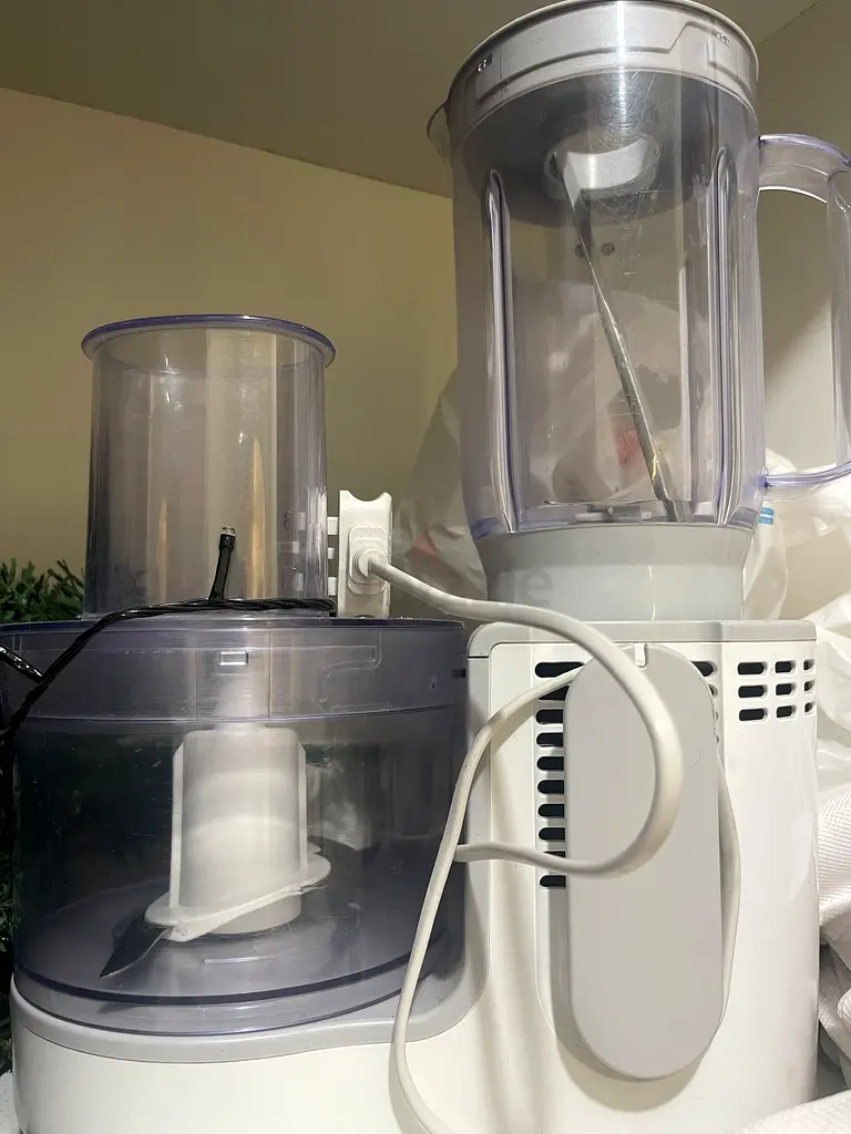 Versatile 3-in-1 Food Processor for Effortless Cooking!