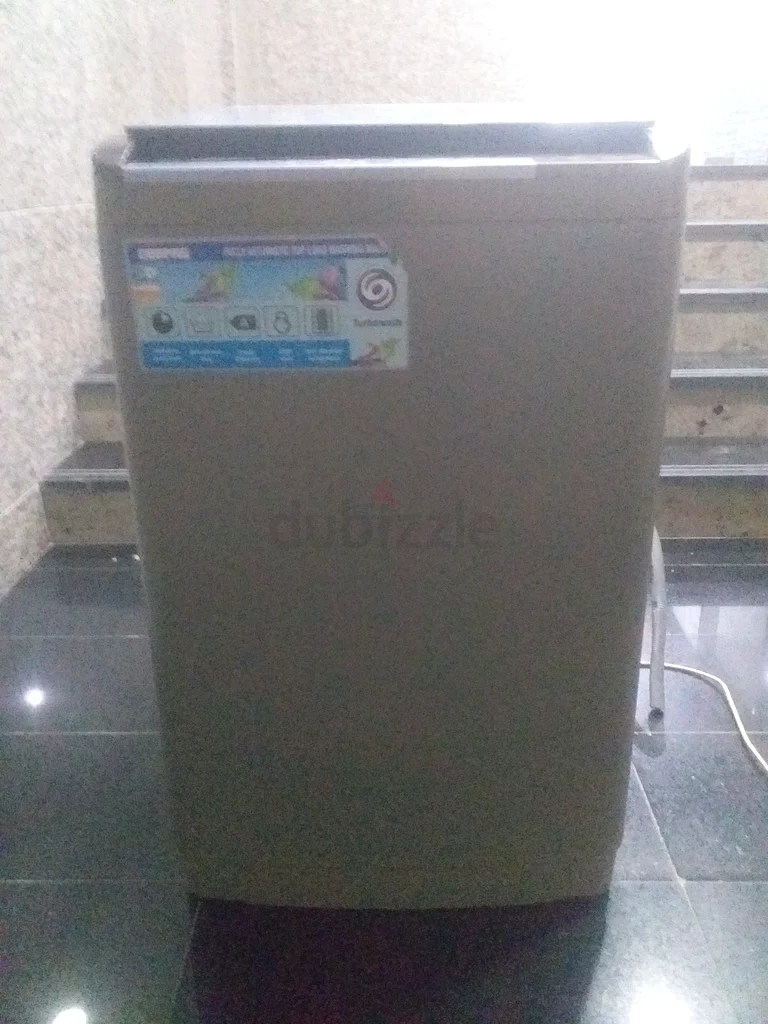 Geepas 8 kg fully automatic washing machine, very lightly used, for sale63245216939394111