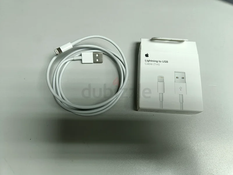 شاحن APPLE632233573757451128
