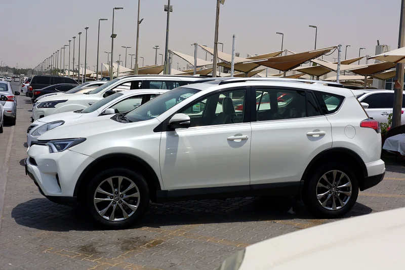 Toyota RAV4 2018 VXR GCC63158340725378111
