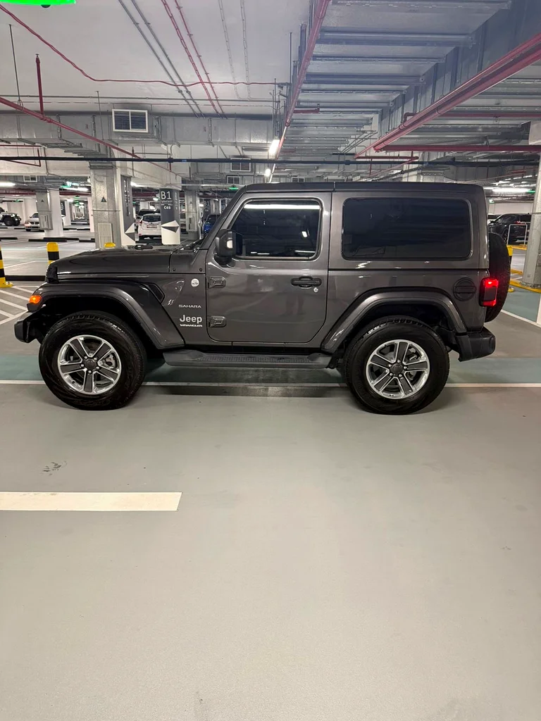 2020 Jeep Wrangler Sahara Plus in Excellent Condition63152288349697112