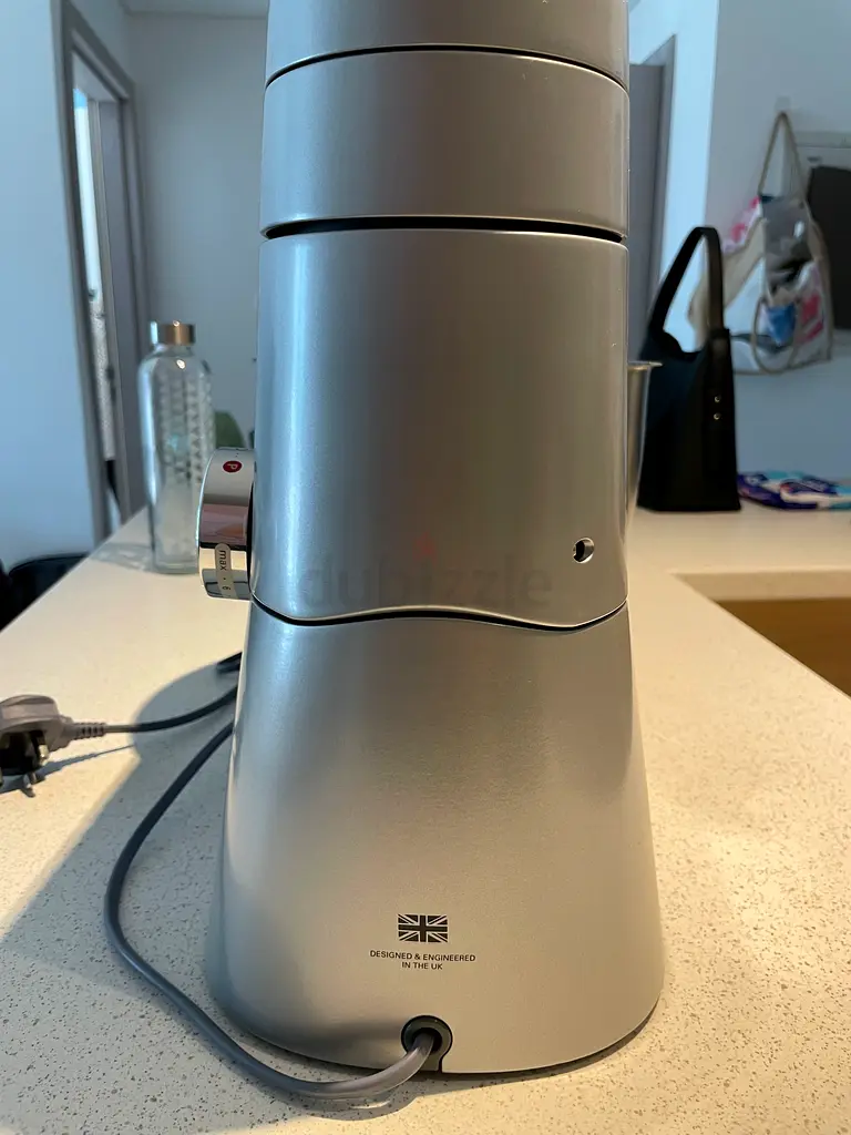 Versatile Kitchen Machine - Mixer and Blender Combo!63249252114563113