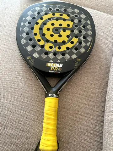 Almost new padel racket