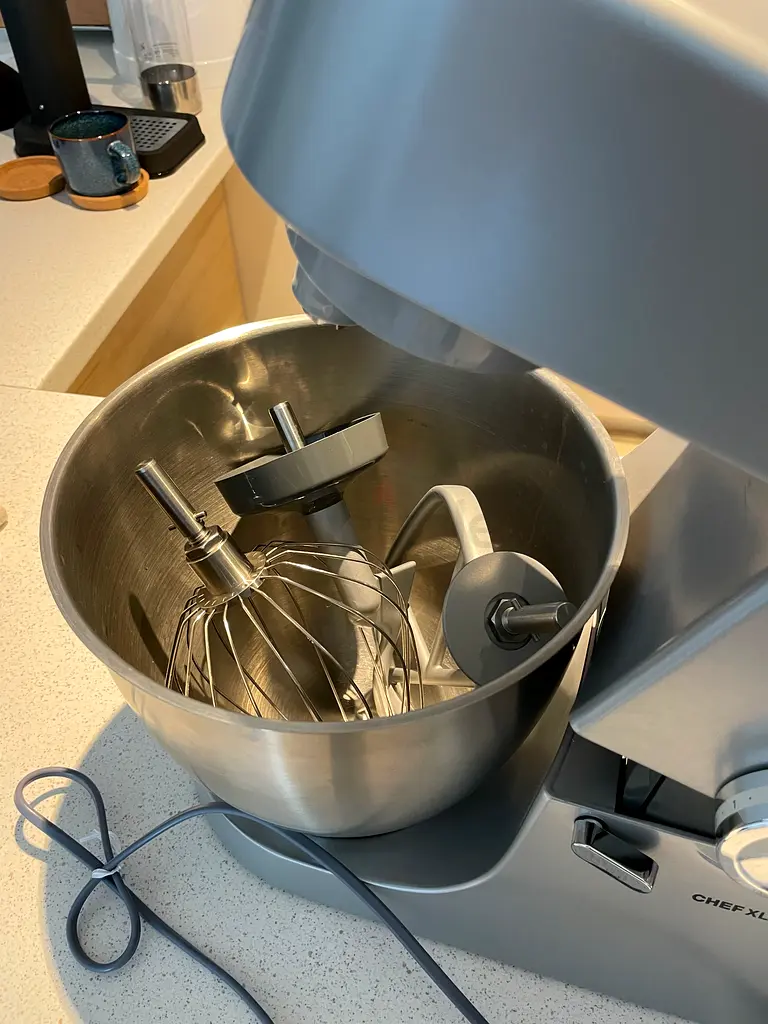 Versatile Kitchen Machine - Mixer and Blender Combo!63249252114563111