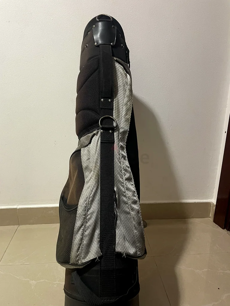 Golf Bag for Sale | Lightweight  Durable | Great Condition63245710524419113