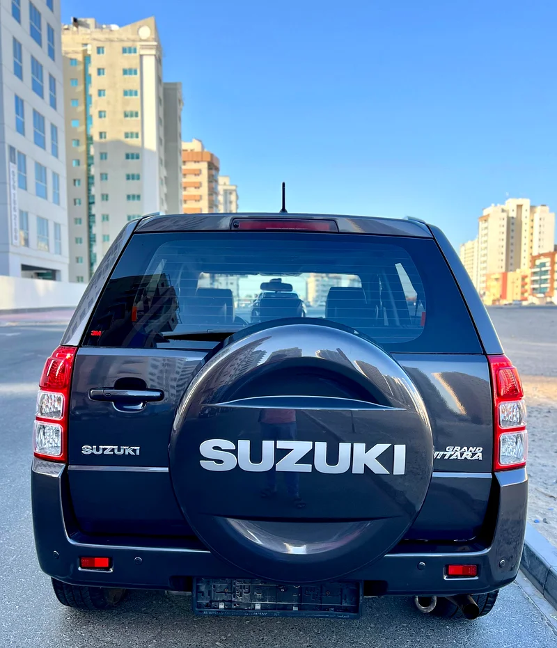 For Sale: 2016 Suzuki Grand Vitara  JLX 2.4L | GCC Specs63134499269378114