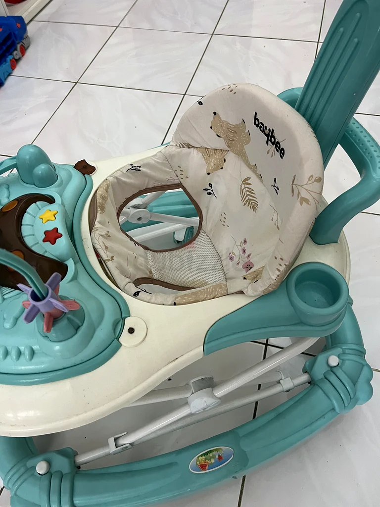 عربات أطفال ممتعة وملونة للبيع! مع موسيقى وأنشطة63206390135043112