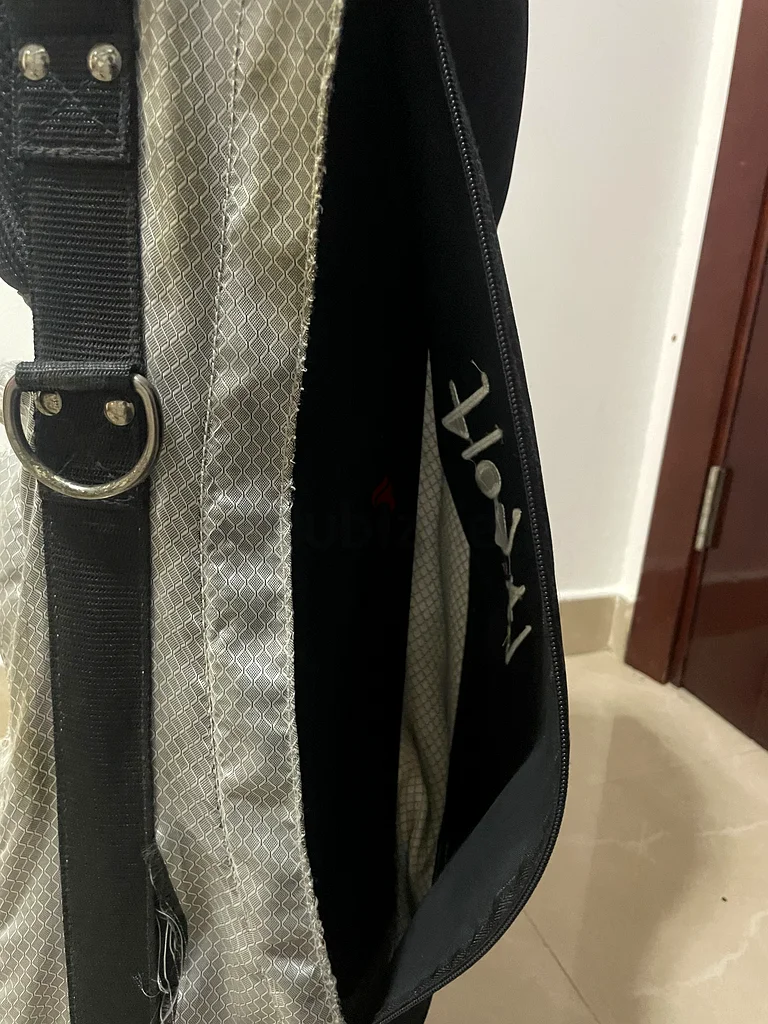 Golf Bag for Sale | Lightweight  Durable | Great Condition63245710524419114