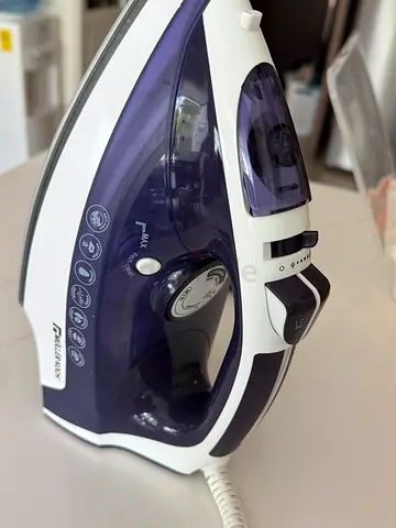 Steam Iron 2400W