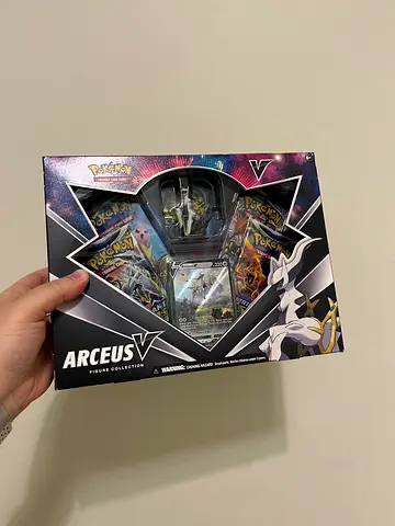 Pokemon arceus v figure collection