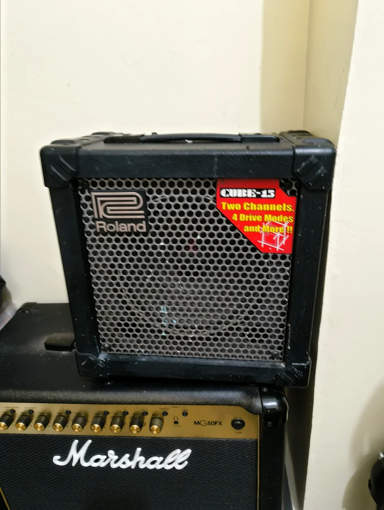 Guitar amplifier63227277559043111