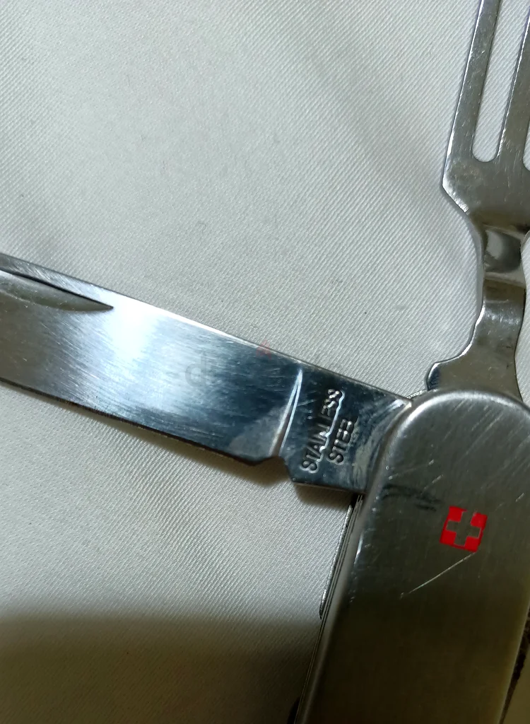 Swiss army knives63197652157314113
