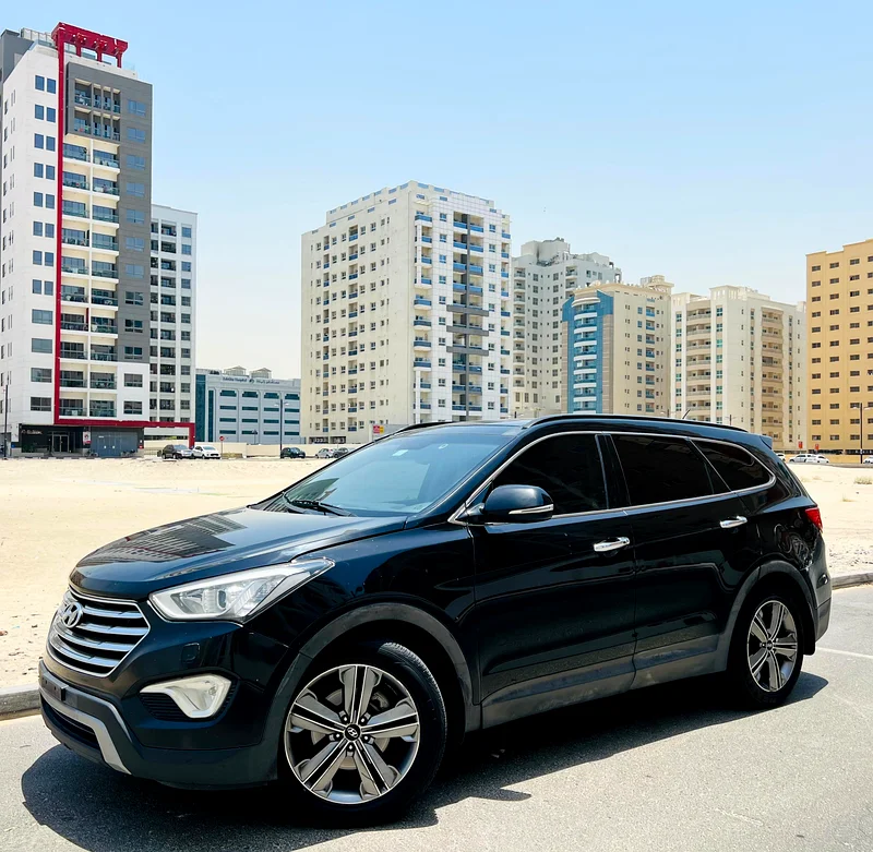 Hyundai Grand Santa Fe 3.3L V6 | Full Option |  GCC Specs631712993873951127