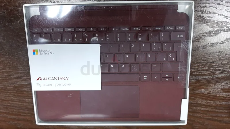 غطاء لوحة مفاتيح مايكروسوفت سيرفيس جو سيجناتشر (كسي-00052)، لون بورغوندي62933693501955112