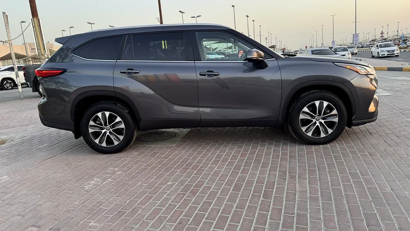 2023 Toyota Highlander63138719129729111