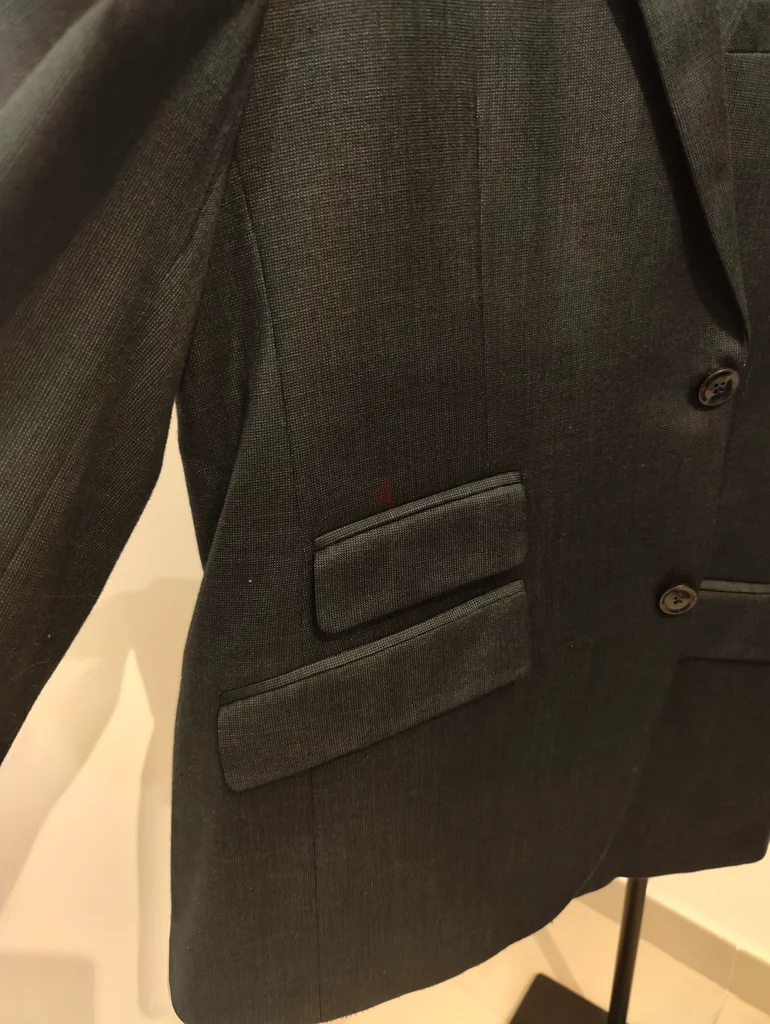 Mens fitted formal suits 39 (Medium) size for sale62935675384707112
