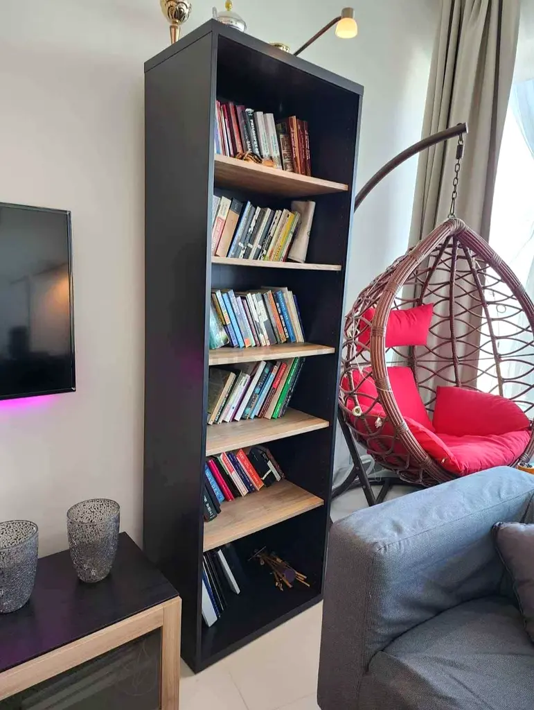 Stylish Modern Bookcase for Book Lovers