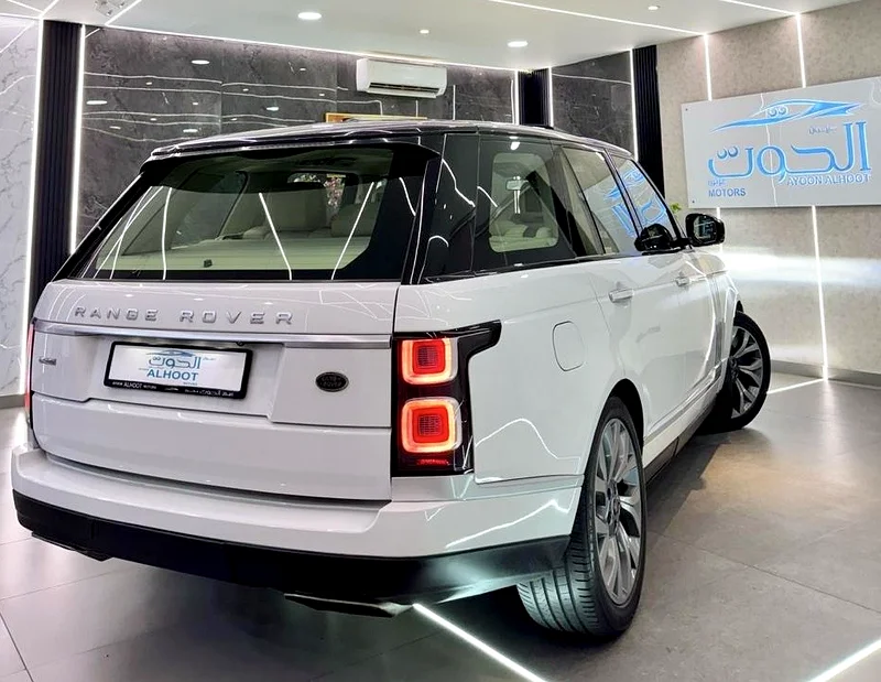 RANGE ROVER VOGUE || SUPERCHARGED 2020 KIT || GCC || FULLY LOADED || LIKE NEW  || ACCIDENTS FREE63178882243587113