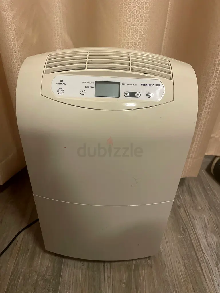 dehumidifier Frigidaire