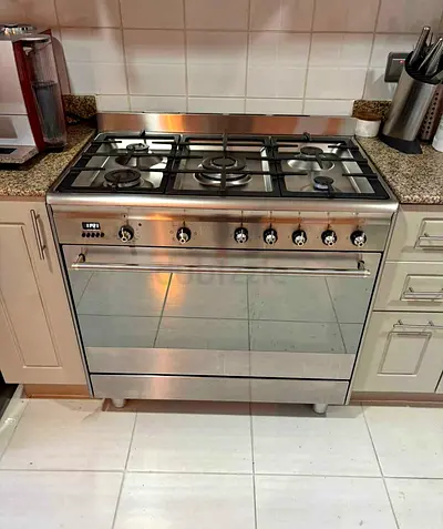 Smeg 5 Gas Burners Cooker Electric Oven SUK91MFX9