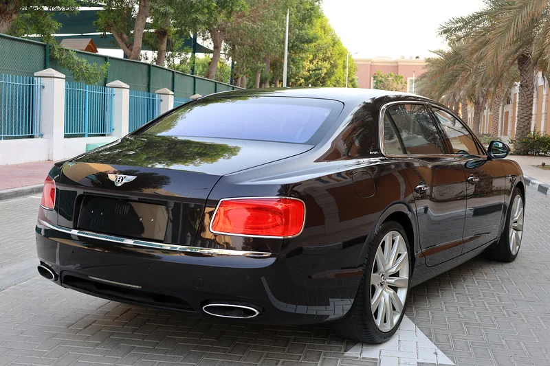 BENTLEY FLYING SPUR 2014-72000KM-GCC SPECS63135492104067114
