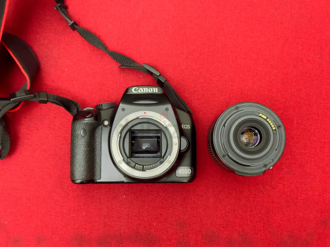 Canon 450D in good condition63233636735363113