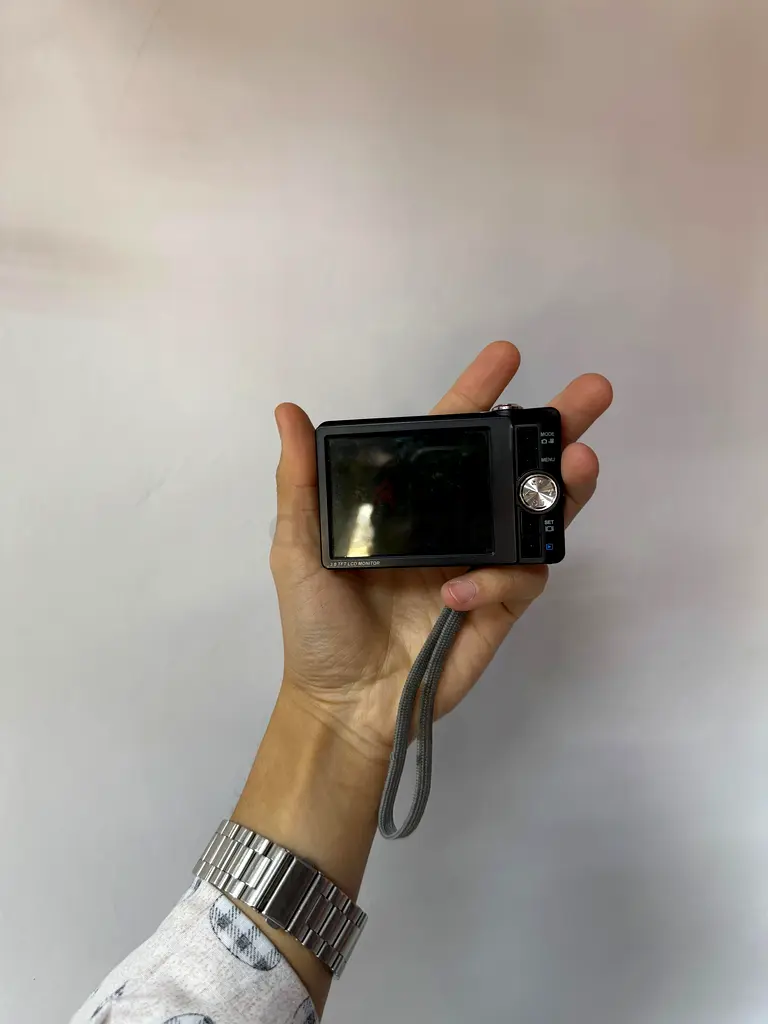 GenX Compact Digital Camera only needs battery63234132082562112