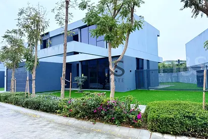 Amazing Community With Exclusive Amenities | 5br Standalone Villa |