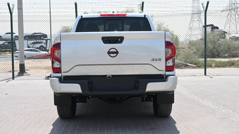 NISSAN NAVARA 2.5 DIESEL 2.5 PRO- 4X 4X4 AT DOUBLE CABIN (2025-MODEL)62931644323970114