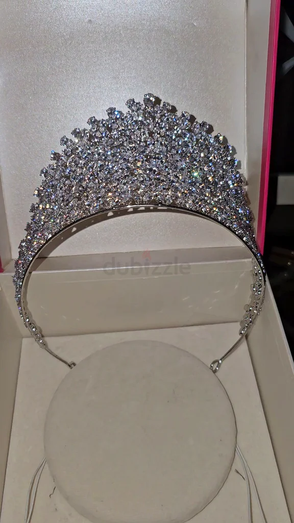 Elegant Zircon Crown for Bride63232162308866112