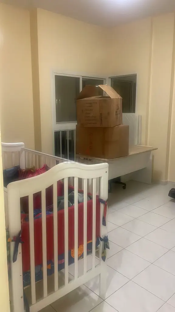 Baby cot for sale