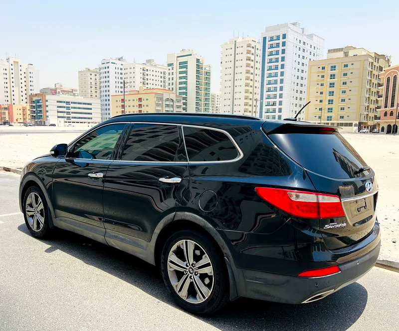 Hyundai Grand Santa Fe 3.3L V6 | Full Option |  GCC Specs63171299387395112