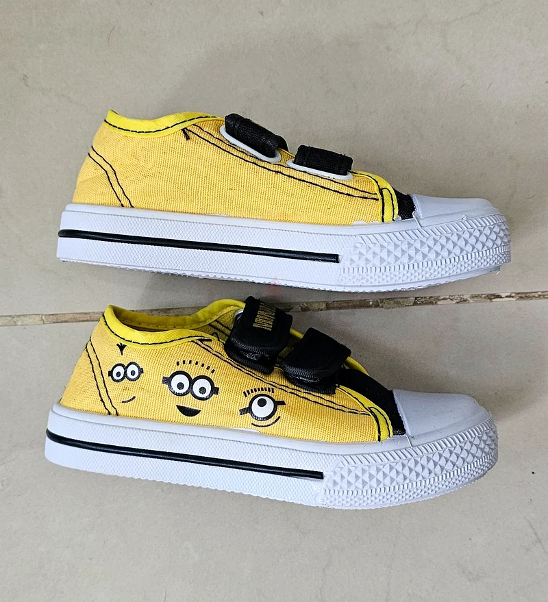 Adorable Minions Kids Sneakers - Perfect for Little Feet!63239082877570111