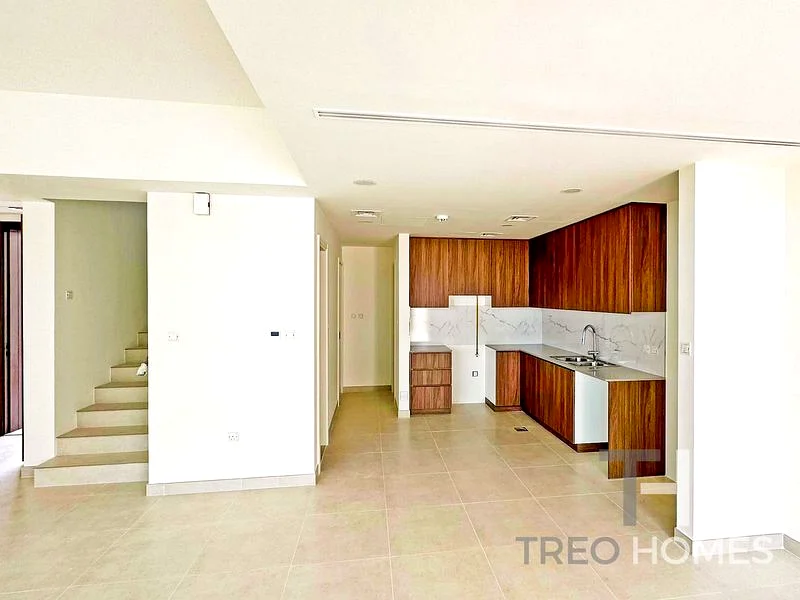 Prime Location | Green Belt | Brand New62863766295299112