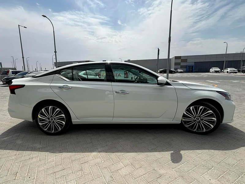 Nissan Altima SV 263137800784771112