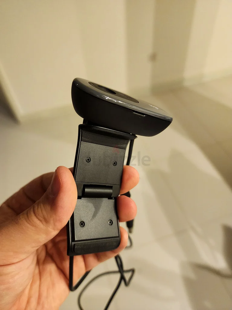 Logitech HD webcam C27063256596715778113