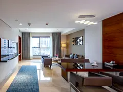 Elegant Furnished One Bedroom Free Bills