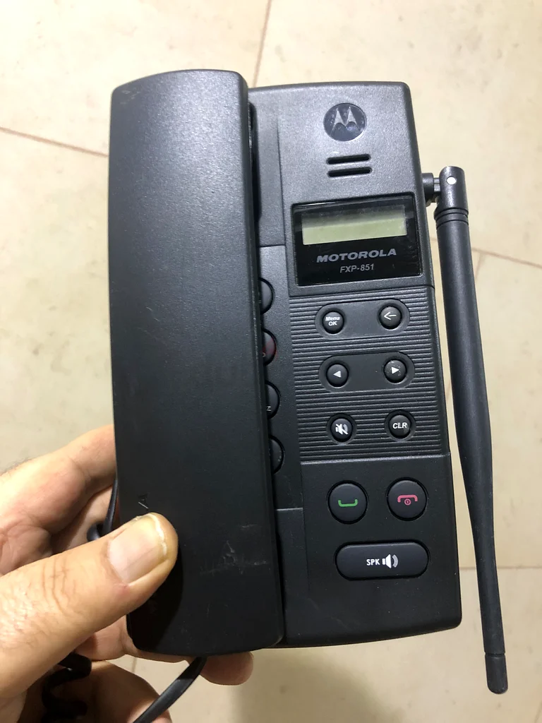 Vintage Motorola Desk Phone - Perfect for Collectors!63263522628099113